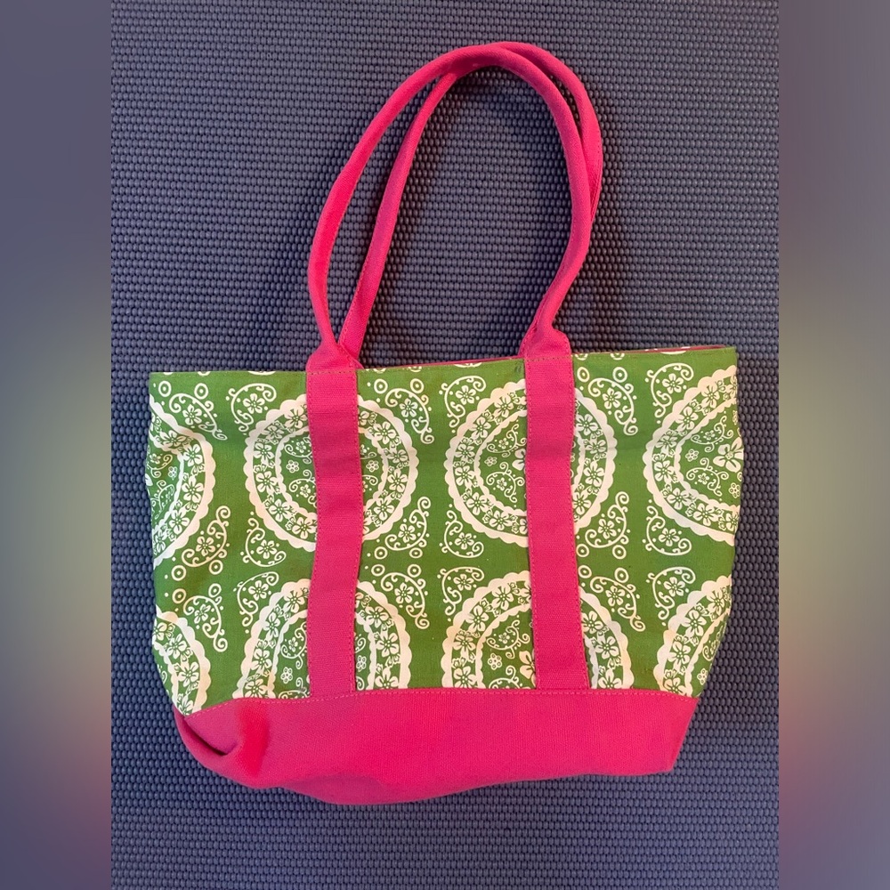 Top it off Pink & Green Paisley Damask Zippered Lightweight Cloth Bag NWOT !